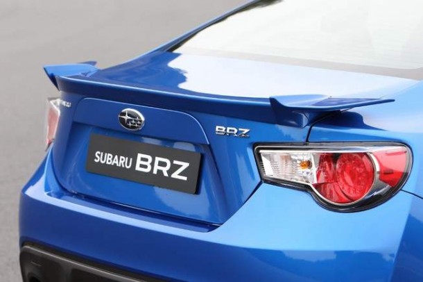 2014-subaru-brz-22_653