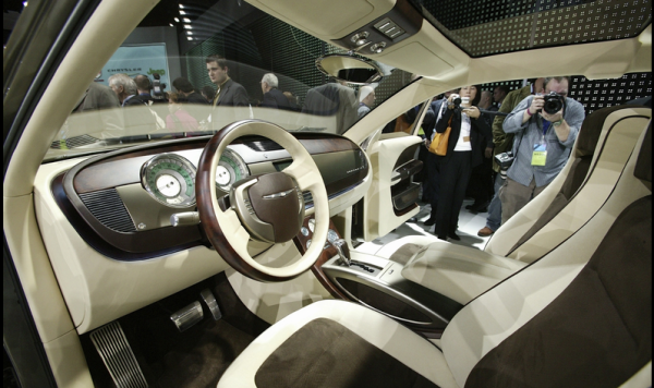 2014 Chrysler Imperial interior 2