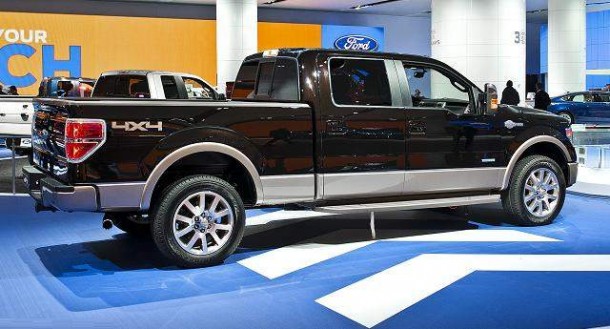 2014-Ford-F150-side-view21