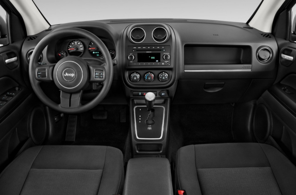 2014 jeep compass interior