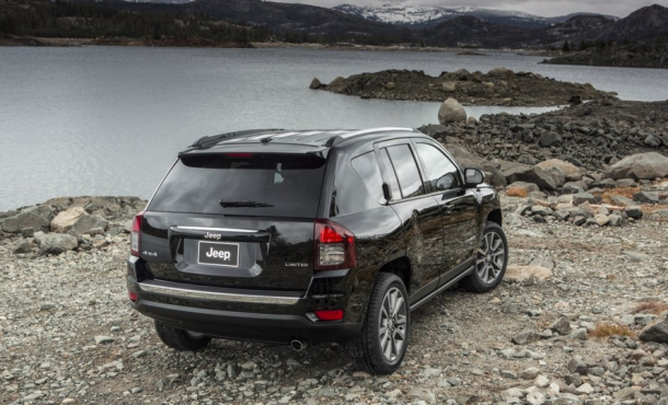 2014 jeep compass rear view
