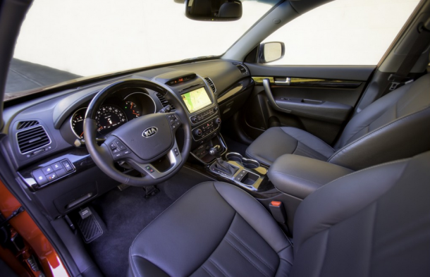 2014 kia sorento interior