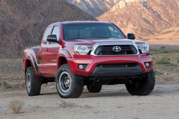 2014 toyota tacoma front view