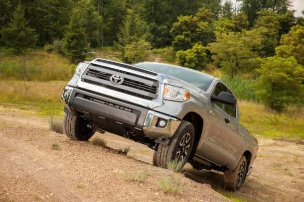 2014 toyota tundra on the road