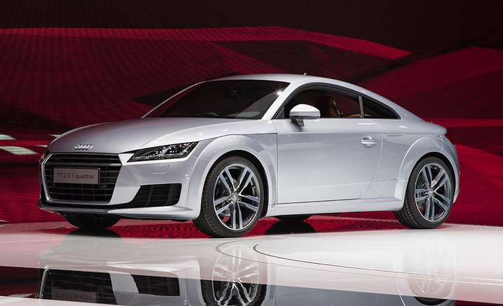 2015 Audi TT side view 45