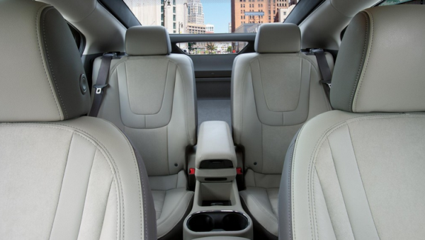 2015 Chevrolet Volt back interior