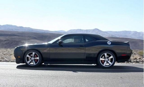 2015 Dodge Challenger -side-view