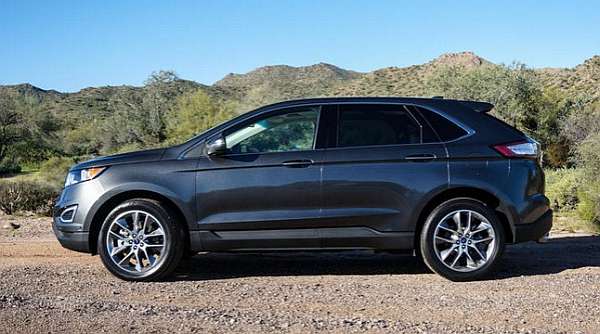 2015 Ford Edge side