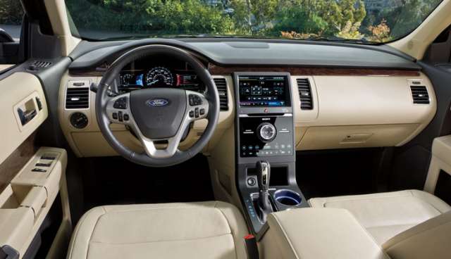2015 Ford Flex interior