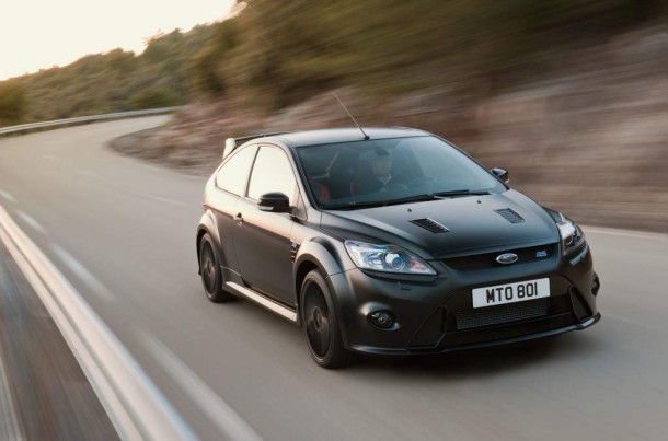 2015 Ford Focus RS on road