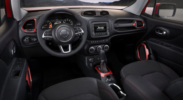 2015 Jeep Renegade interior 2