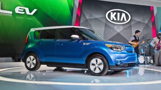 2015 Kia Soul EV side view