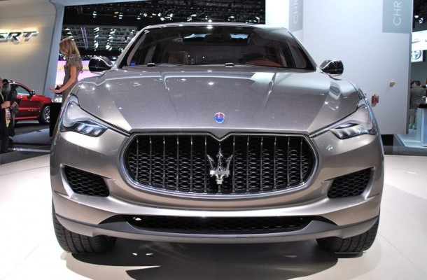 2015 Maserati Levante front view 4