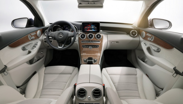 2015 Mercedes-Benz C-class interior