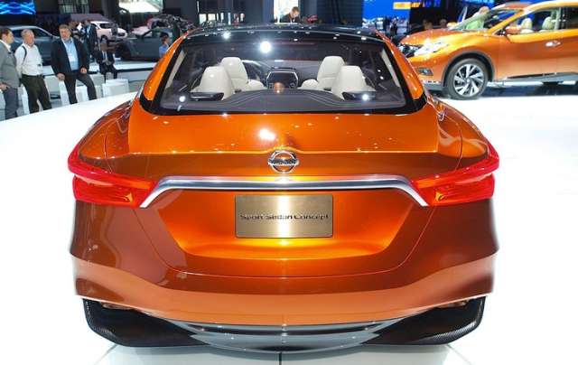 2015 Nissan Sport Sedan Concept rear