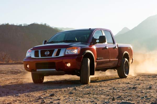 2015 Nissan Titan 1