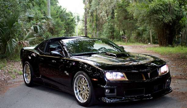 2015 Pontiac Trans AM side view 2