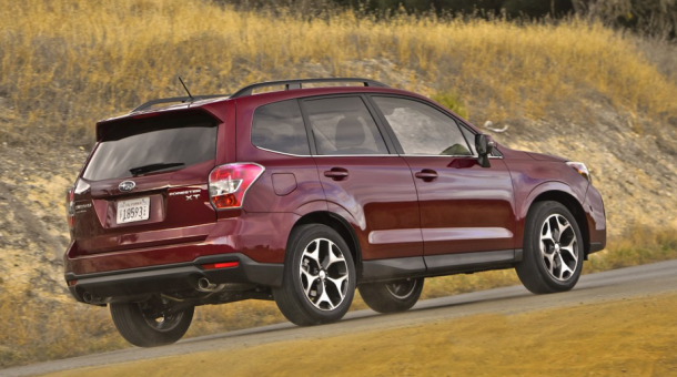 2015 Subaru Forester side view