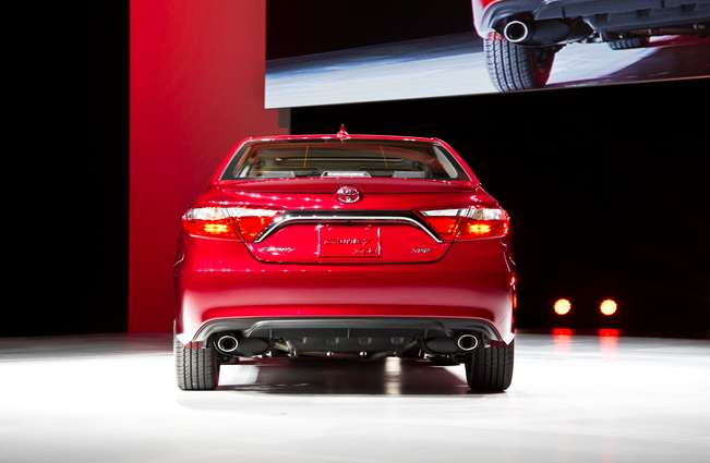 2015 Toyota Camry rear view 2