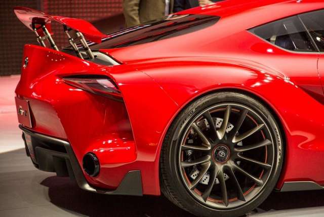 2015 Toyota FT-1 rear wheel