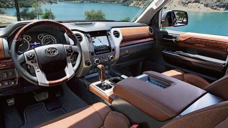 2015 Toyota Tundra interior