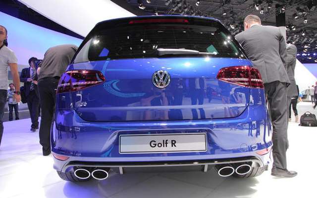 2015 Volkswagen Golf R rear view