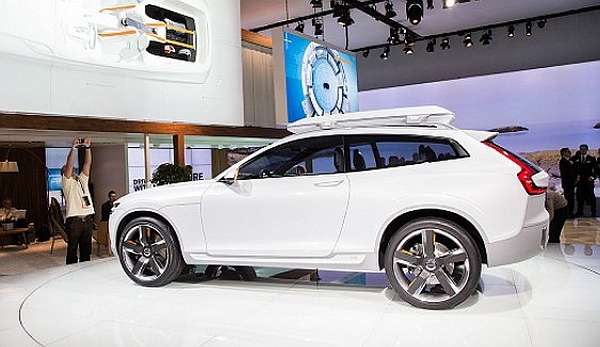 2015 Volvo XC Coupe side