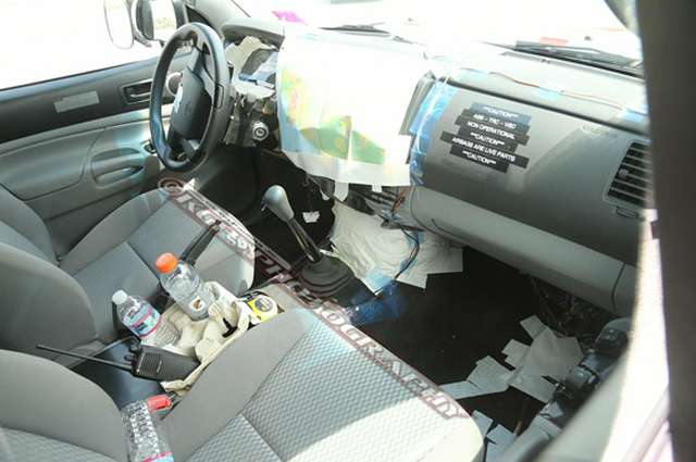 2016 Toyota Tacoma interior 2