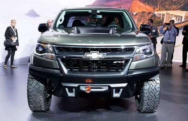 2016 Chevrolet Colorado ZR2 front