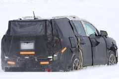 2017 GMC Acadia spy shot 2