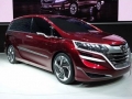 2017 Honda Odyssey side 2
